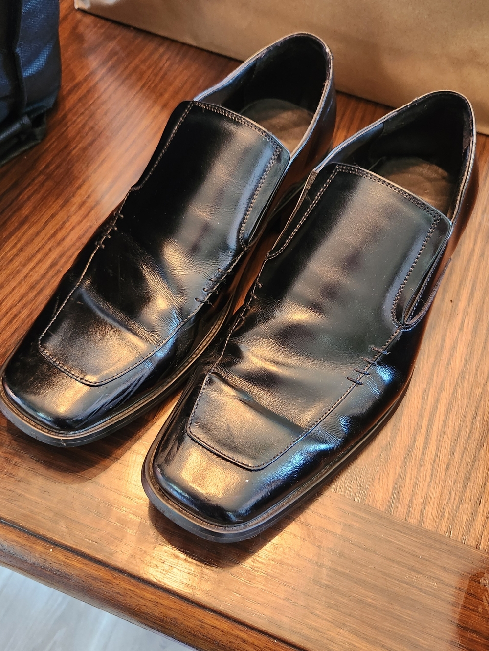 Steve Madden Men's Black Leather Slip-On Dress Shoes